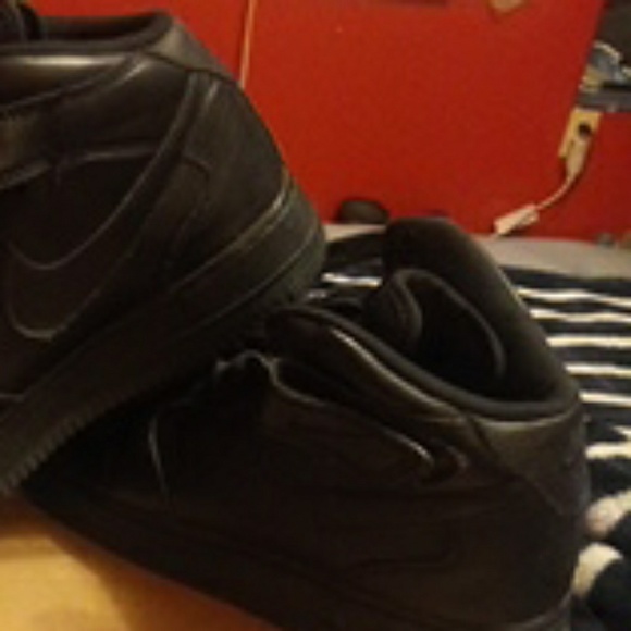 Nike Air Force 1 High Tops - Picture 4 of 4